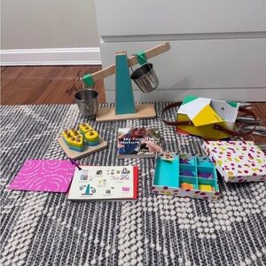 Lovevery Enthusiast Play Kit 28-30 Months